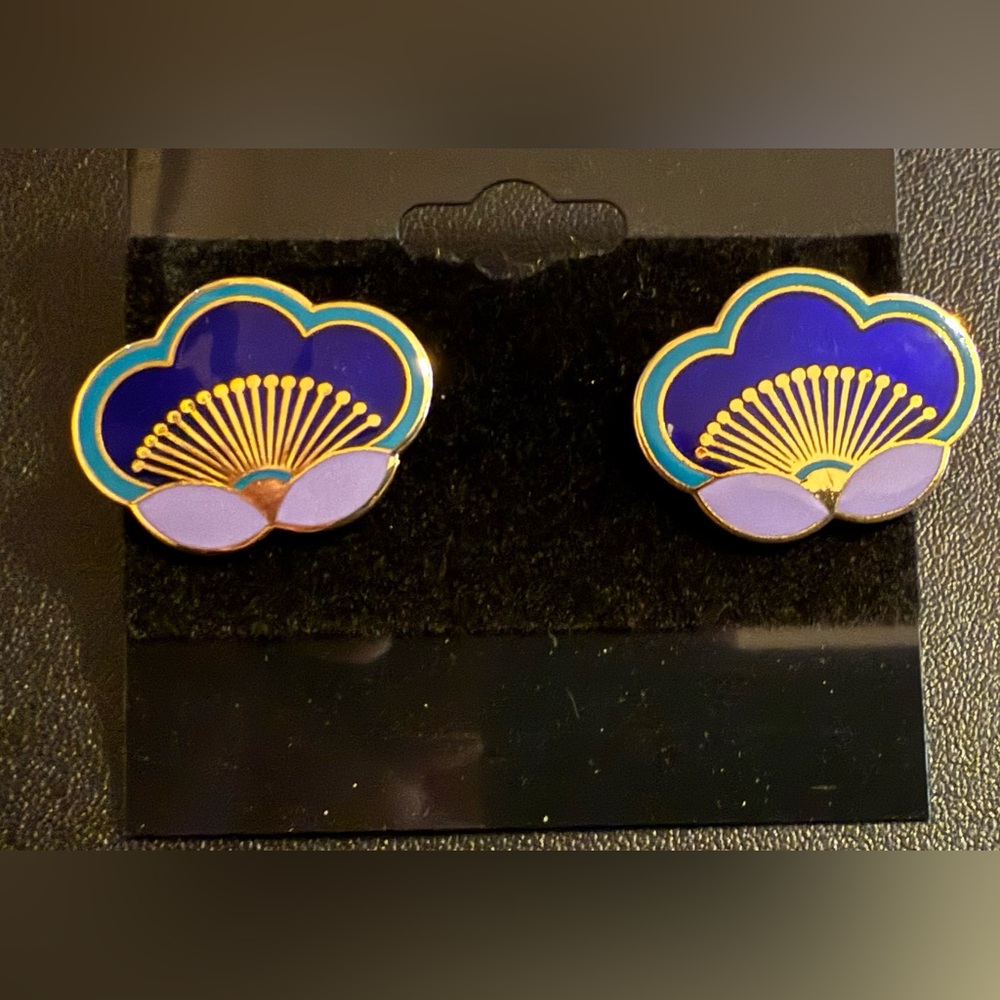 Elegant Blue and Purple‎ Floral Earrings